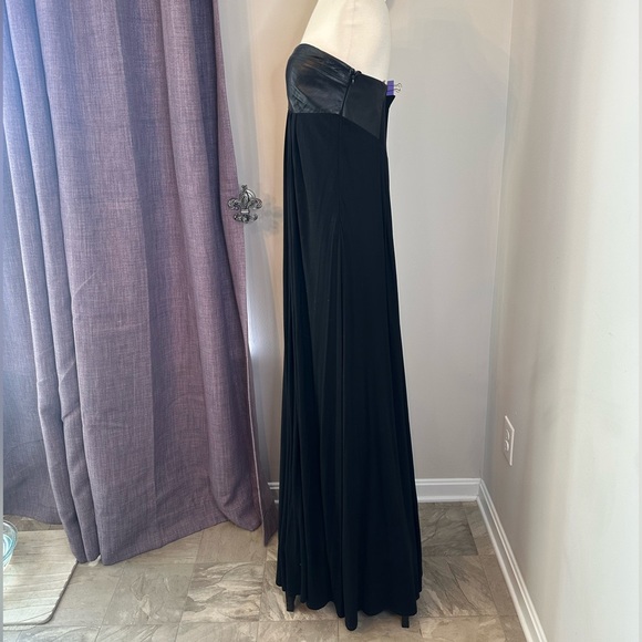 Boundary & Co. strapless dress with leather top. - Picture 4 of 8